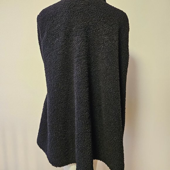 Sherpa Teddy Jacket, Canadian Designer Muriel Dombret - Picture 4 of 5